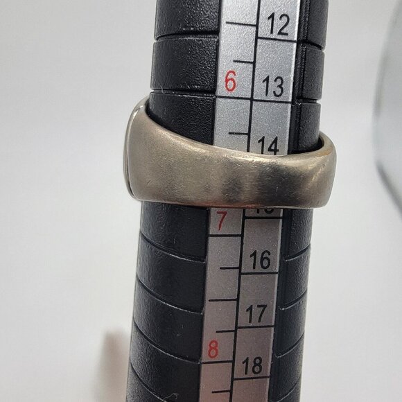 Vintage Lady‎ Remington Ring Silver Tone Ring Signed LR - Picture 5 of 5